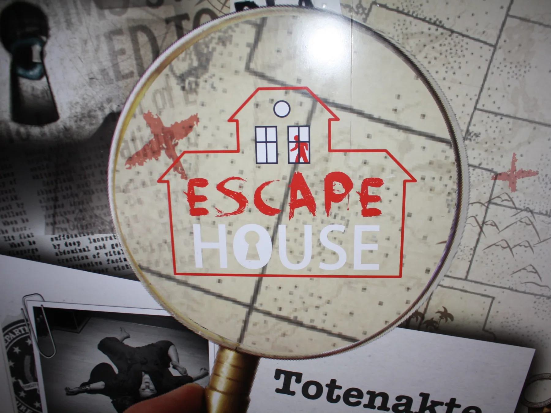 Escape House Vorchdorf — echtes Rätsel-Branding, 5 Minuten vom Camp